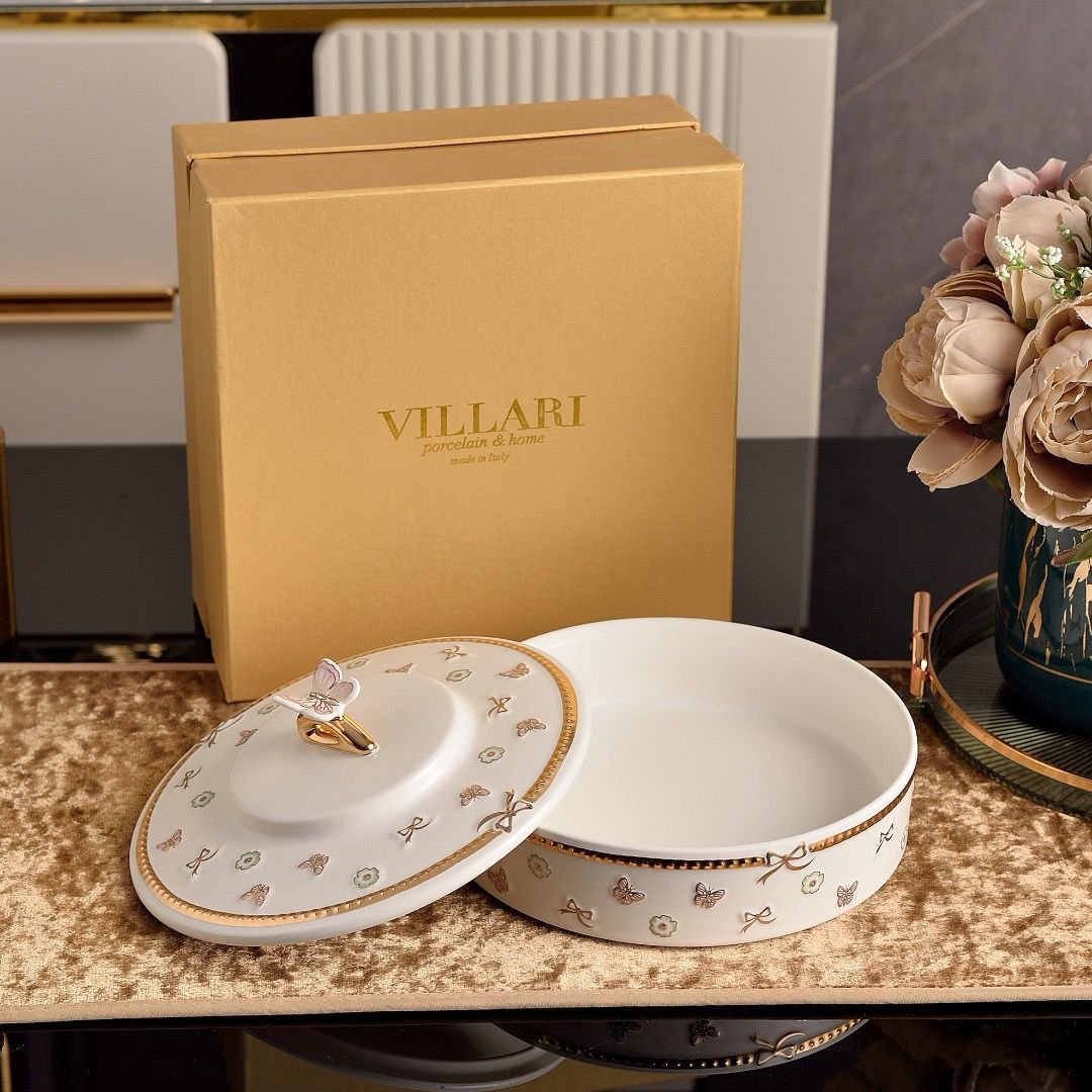 Villari porcelain covered bowl